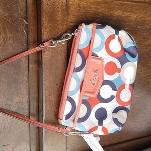 Coach wristlet... must go
